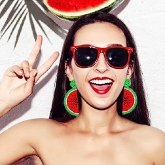 🔥 RESTOCKED! 🔥 Watermelon Earrings Fruit Seed Bead Dangle - Picture 2 of 7